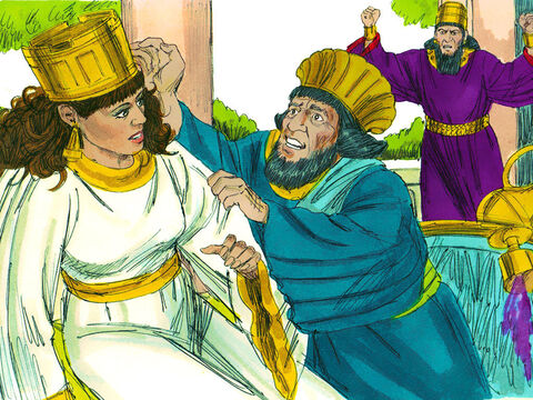 Haman a început să o roage pe Estera să-i cruţe viaţa. Când împăratul s-a întors, l-a găsit pe Haman aruncându-se pe patul pe care şedea Estera. Imediat a chemat gărzile, care l-au luat pe Haman. Unul dintre slujitorii împăratului a zis:<br/>– Haman a construit o spânzurătoare lângă casa lui. Plănuia să-l spânzure pe Mardoheu pe ea. – Imagine 4