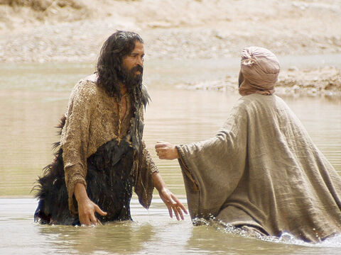 Şi-au mărturisit păcatele, şi s-au botezat de către Ioan în râul Iordan. – Imagine 5