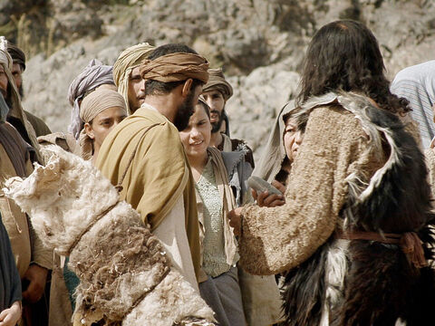 Le avertizează că Dumnezeu poate să-Şi ridice fii chiar şi din pietre, astfel spunând că faptul că sunt urmaşii lui Avraam nu le dezleagă de sub obligaţia lor de a-şi îndreptăţi viaţa cu Dumnezeu. – Imagine 11