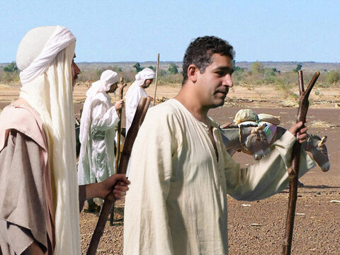 Astfel cei zece fraţi au pornit pe drumul cel lung spre Egipt. – Imagine 10