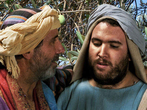 Luca 15:32<br/>Tatăl îi explică, că tot ce are el este şi al fiului cel mare, dar trebuie să se veselească pentru a sărbători găsirea fiului pierdut. – Imagine 28